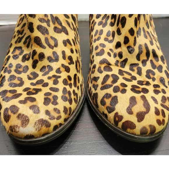Vionic Georgia Leopard Cheetah Print Calf Hair Studded Ankle Boots Size 10 - Picture 2 of 10